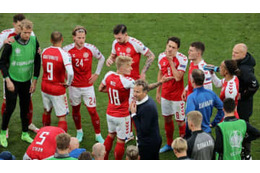 エリクセン昏倒の試合、「直後の再開はおかしい」デンマーク会長が抗議 画像