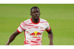 リヴァプール加入のコナテ、地元で「煙まみれのお祝い」にまみれる 画像