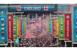 決戦にドロを塗る蛮行…EURO決勝、チケットなしのファンたちがウェンブリーに強行突入 画像