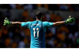 ウルヴス 「永久欠番1」が3年ぶり復活！白血病のイケメも歓迎する 画像