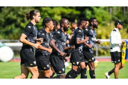 サッカーチームの練習じゃねぇ…アンジェの「軍事キャンプ」がすごい 画像