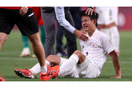 久保建英、五輪終戦で号泣…慰めたメキシコ選手は誰だったのか 画像