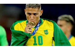 「ネイマール兄貴、見てる？」東京五輪優勝のブラジル代表10番、初タトゥーを彫るって 画像