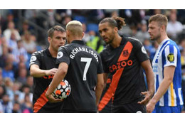 ブラジル代表FW、PKキッカー争奪で味方とバトル！エヴァートン監督が説明する 画像