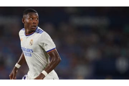 「アラバはバルセロナ移籍が夢だった」 バイエルン重鎮が暴露 画像