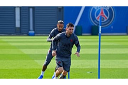 CLへ準備万端！メッシとネイマール、PSGでの最新合体シーン 画像