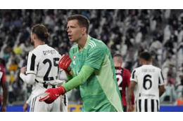 屈辱のユヴェントス…試合後に守護神と味方がケンカか 画像