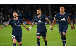 ネイマール、メッシ、エムバペの半裸3ショット！元PSGのチアゴ・シウヴァは「会いたくない」 画像