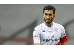 元神童のヌリ・シャヒン、なんと33歳で選手兼任監督になる！ 画像