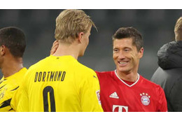 「ホーランと一緒にプレーできると思う？」 レヴァンドフスキが注目発言 画像