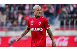 「喫煙のどこが悪い！肺を鍛えてるんだ」ナインゴランが豪語 画像