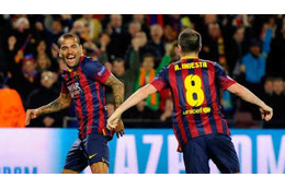 38歳アウヴェス、バルセロナで「背番号8」に決定！理由はイニエスタ 画像