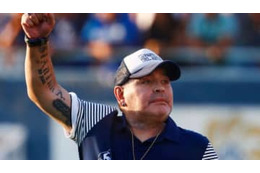 マラドーナの逝去から1年…その死は「未必の故意」だったのか。調査はどこまで 画像