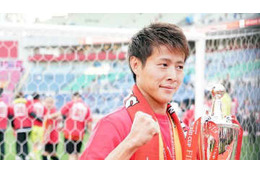 ベストゴールの柿谷曜一朗、影山優佳さんに「難しいことを聞きますね！」とおどける 画像