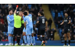 王者シティ、相手の退場でむしろ苦戦…ペップがその理由を説明 画像