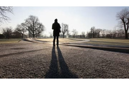 すげぇヤツがいる。カタールW杯に「ゴミ拾いしながら6500km徒歩で行く」 画像