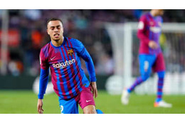 チャビ、デストを信頼せず？バルセロナが欲しがる3人のSBとは 画像