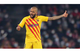 これまでと違う！バルサ復帰のアウヴェス、6年ぶりのアシストシーンがこれ 画像