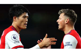 なぜ冨安健洋にパスを出さないのか　ベン・ホワイトが理由を説明 画像