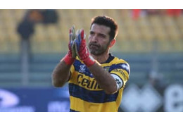 44歳ブッフォン、サッカー史上初の偉業！無失点試合が500に到達 画像