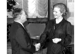 ＜あのころ＞英国初の女性党首 画像