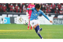 43歳中村俊輔の左足炸裂！「実質2秒」で決めたアシストがこれ 画像