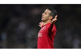 内田篤人、リヴァプールMFティアゴの表情にイラつく！「自己満プレー」と斬る 画像