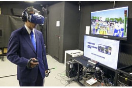 参院選にらみアバターで街頭演説 画像