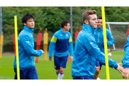 宮市亮、引退のウィルシャーに惜別メッセージ！本人から送られた絵文字とは 画像