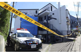 就寝中「窓から女が」 画像