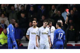 アザールに蹴られたボールボーイ、26歳で「大金持ち」になっていた 画像