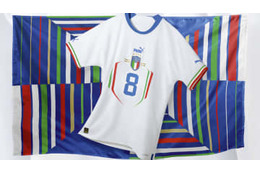 イタリア代表、「PUMA最後」となる2022新アウェイユニフォームを発表！ 画像
