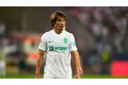 「日本人から学べ」日本代表MF守田英正、スポルティング監督が“1日1000回謝る”と絶賛 画像