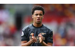 15歳で最年少デビューのアーセナルMFヌワネリ、外圧かけるな！と危惧する声も 画像