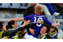 日本代表、影のエース！W杯で「18番」を背負った6名の選手たち 画像