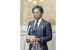 寺田総務相の辞任を一斉要求 画像