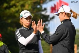 渋野日向子がモフモフで癒し　バーディを運ぶ“幸運のネコ”再び？【女子ツアーの“ヒトネタッ”！】 画像