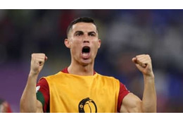 「笑えばいいよ」ロナウド、落ち込むゴールキーパーにかけた言葉が話題 画像