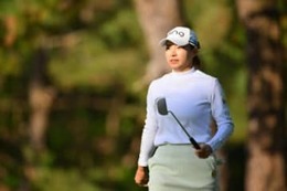 ＜速報＞渋野日向子が猛チャージ「66」　暫定10位でホールアウト 画像