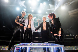 THE LAST ROCKSTARS、ロサンゼルスで圧巻パフォーマンス YOSHIKIが最終公演ならではのサプライズ＜セットリスト＞ 画像