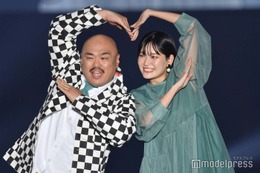 クロちゃんが号泣 美人彼女リチとの交際後初旅行で混浴も 画像