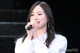 梅澤美波、舞台「キングダム」帝劇千穐楽にサプライズ登場 乃木坂46新キャプテンへの意気込みも明かす 画像