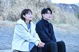 「100万回 言えばよかった」最終回 直木（佐藤健）「愛してる」で代用した“タイトル回収”に「圧巻のラスト」「大号泣」の声 画像