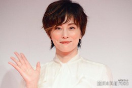 米倉涼子「大好きな友達」と“遭遇”2ショットに反響「かっこよすぎる」「最強のコンビ」 画像