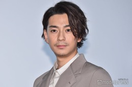 三浦翔平、息子との共同作業で“別れ”告げる 2人の手に注目集まる 画像