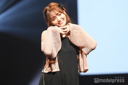 「今日好き」野咲美優、透けニット×胸キュンポーズで視線集める＜GAKUSEI RUNWAY＞ 画像