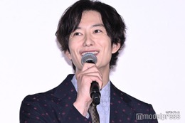 岡田将生、しみけんの発言に「どういうことですか！」とツッコミ　俳優姿に感化＜1秒先の彼＞ 画像