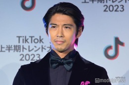 “早歩き動画10億回再生”賀来賢人、特別賞で感極まる？「まずはビリー・アイリッシュ」コラボに意欲＜TikTok上半期トレンド大賞2023＞ 画像