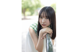 日向坂46藤嶌果歩、ノースリーブで色白素肌輝く 「週刊少年サンデー」表紙初登場 画像