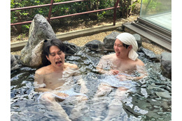 Travis Japan松田元太「FNS歌謡祭」出演前にバナナボート乗る 霜降り明星せいやがツッコミ 画像